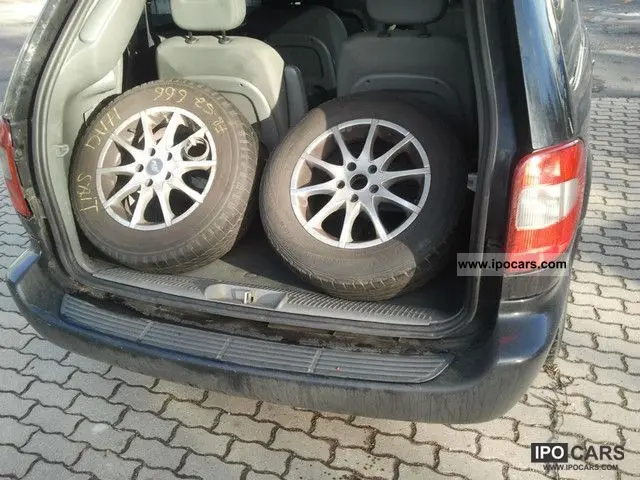 Chrysler Grand Voyager Grand Voyager 2.8 CRD SE 3