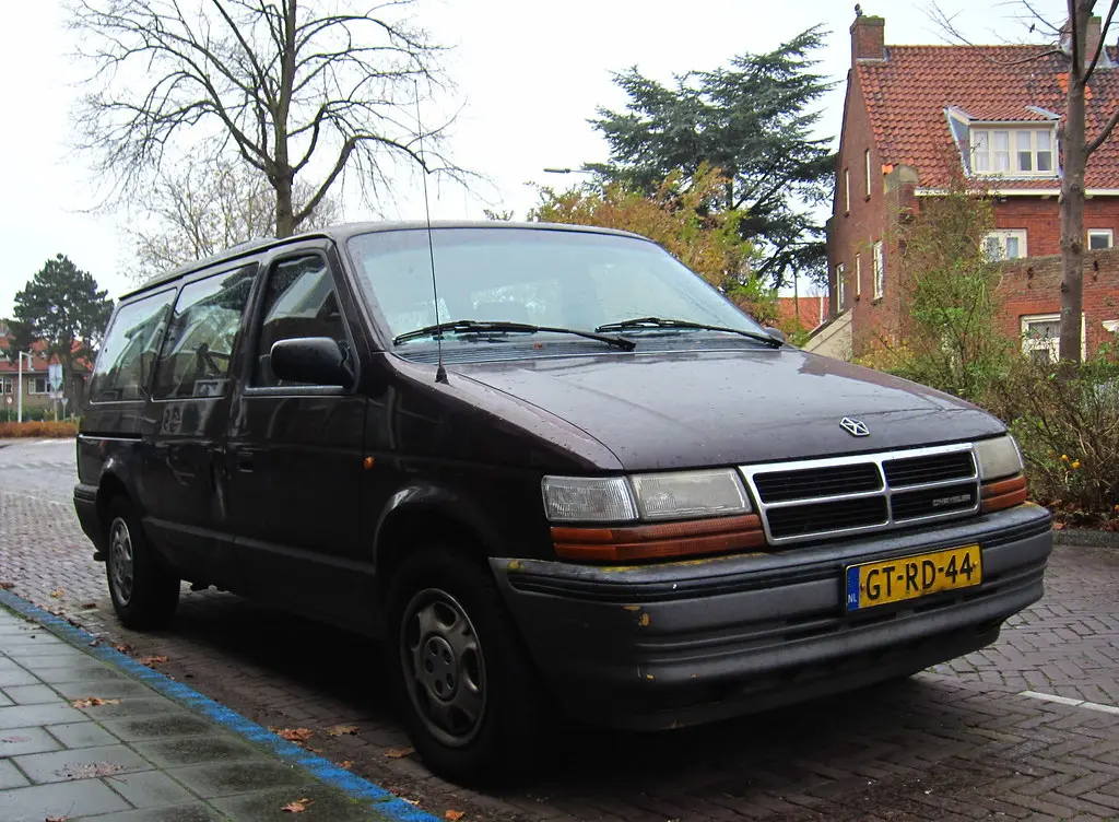 Chrysler Grand Voyager Grand Voyager 3.3 LE 2
