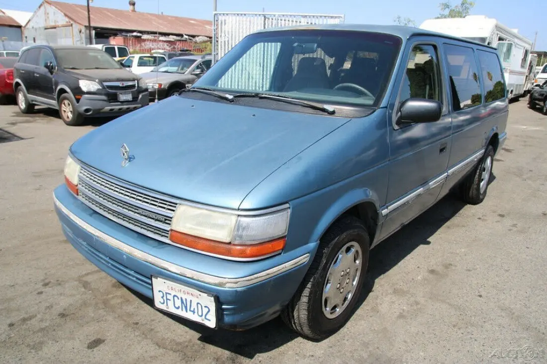 Chrysler Grand Voyager Grand Voyager 3.3 SE 4