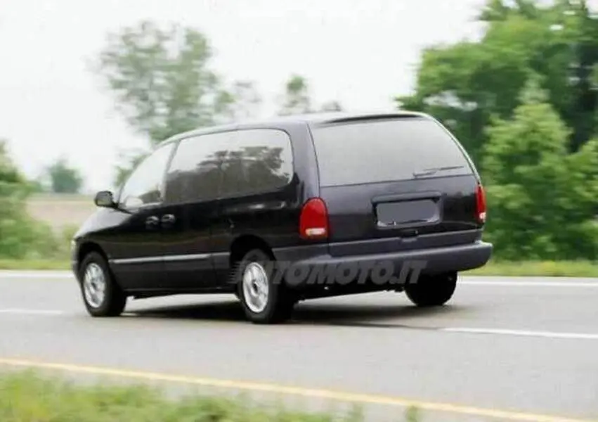 Chrysler Grand Voyager Grand Voyager 3.3 SE 6