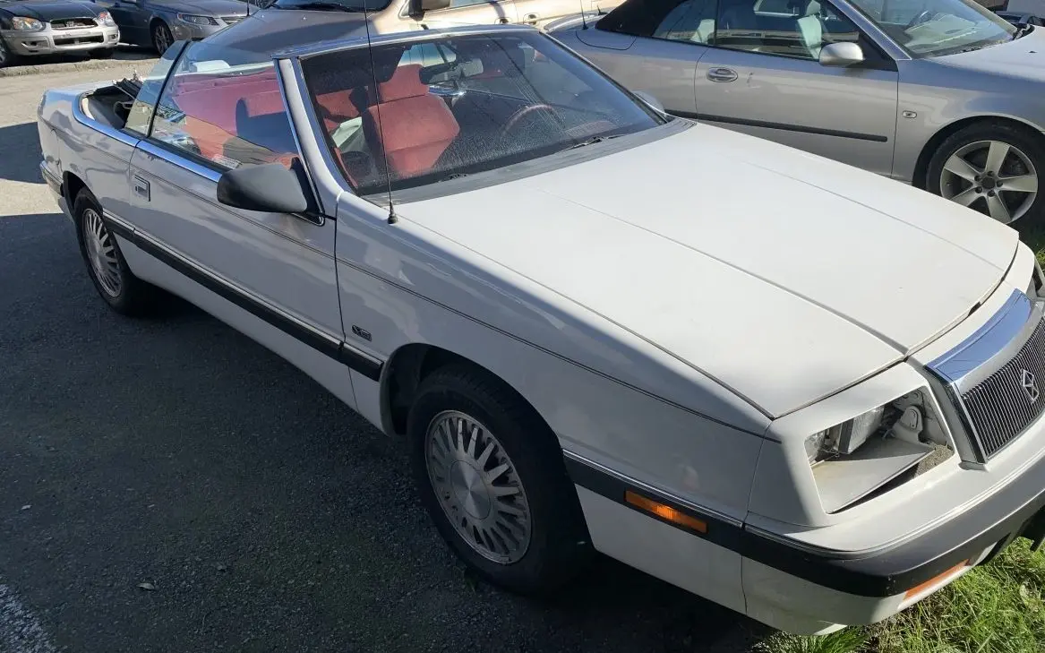 Chrysler  LeBaron 3.0 V6 2