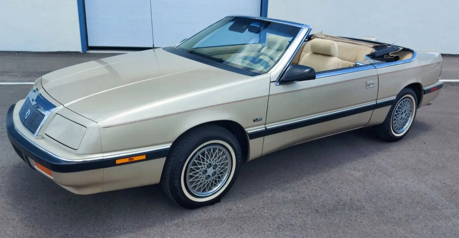 Chrysler  LeBaron 3.0 V6 2