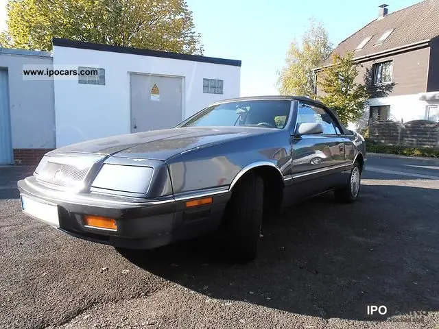 Chrysler  LeBaron 3.0 V6 2
