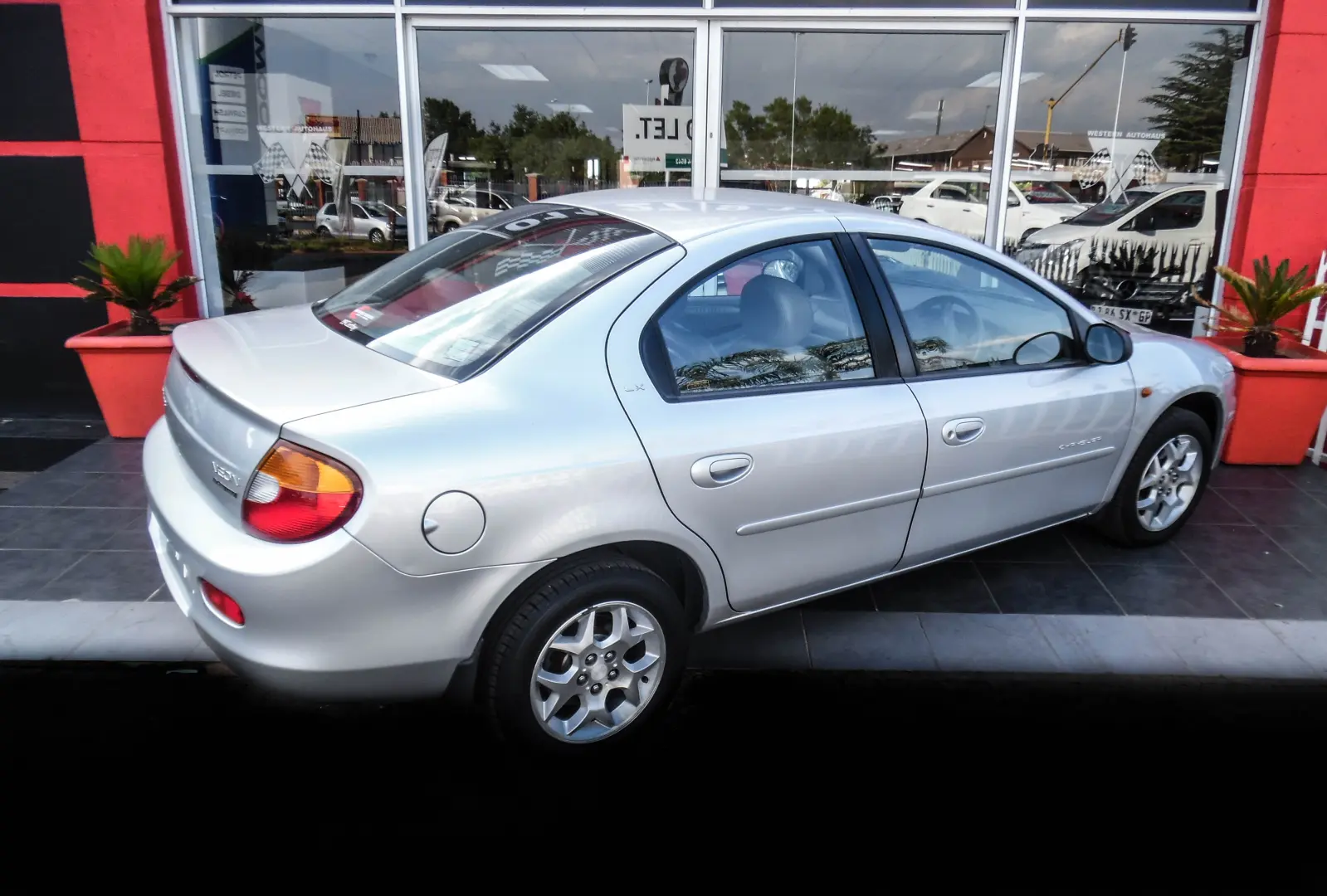 Chrysler Neon Neon 2.0 LX 5