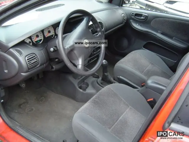 Chrysler Neon Neon 2.0 LX 7