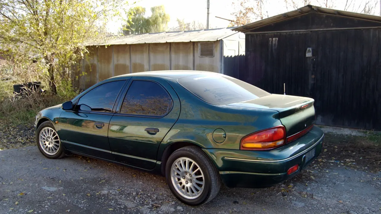 Chrysler Stratus Stratus 2.0 LE 3