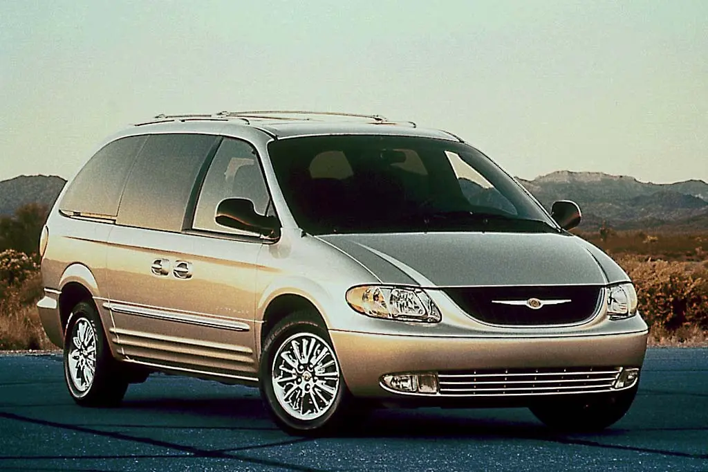 Chrysler Town & Country Town & Country 3.3 5