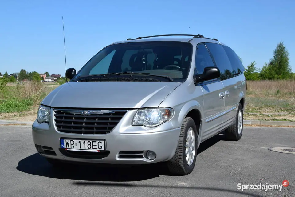 Chrysler Town & Country Town & Country 3.3L 4WD STD 0