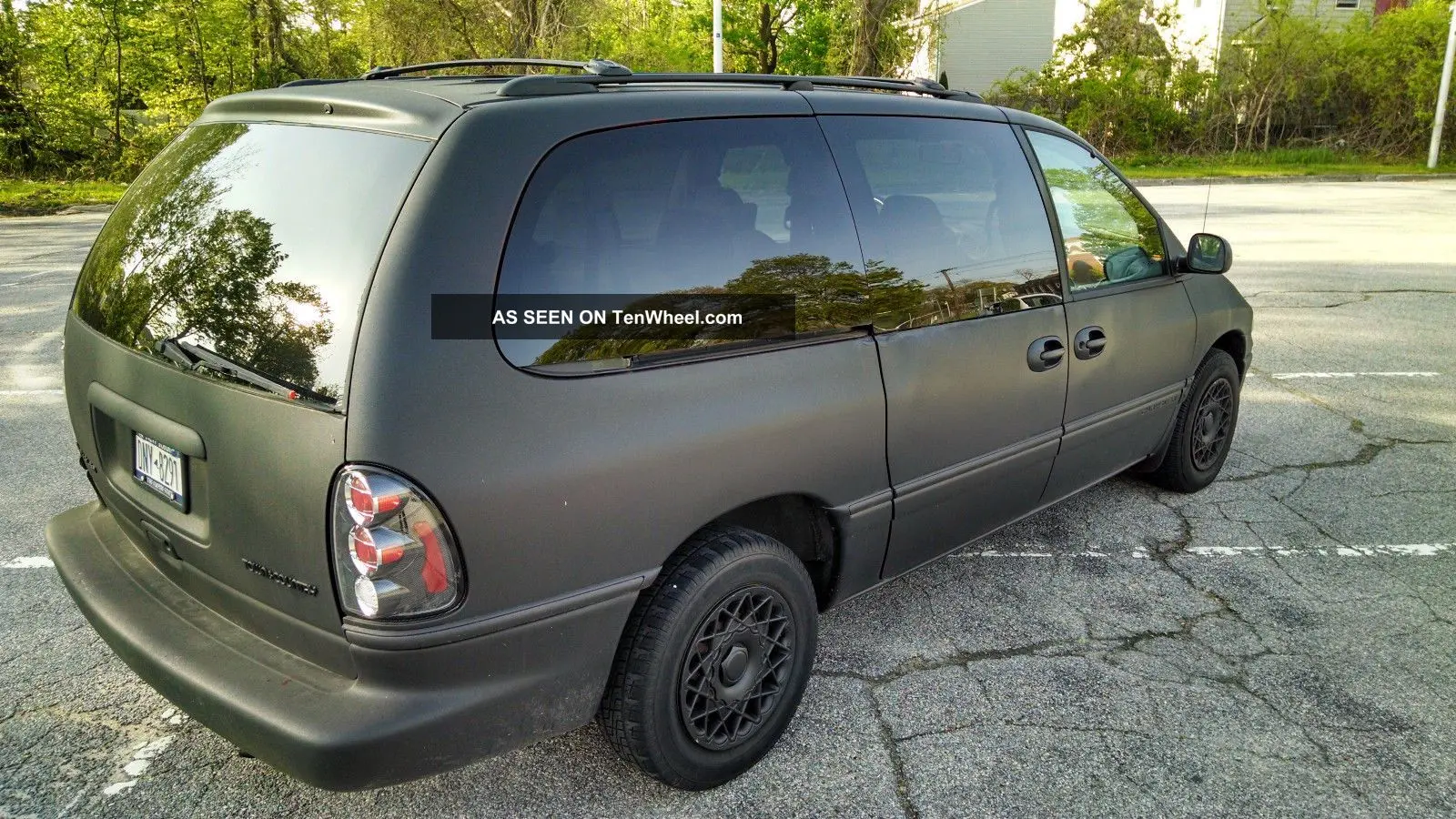 Chrysler Town & Country Town & Country 3.3L STD 3