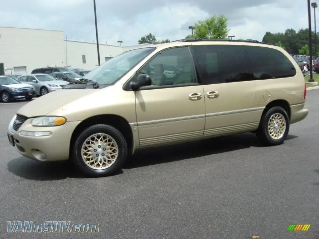 Chrysler Town & Country Town & Country 3.8L LXi 3