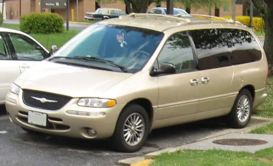 Chrysler Town & Country Town & Country 3.8L LXi 5