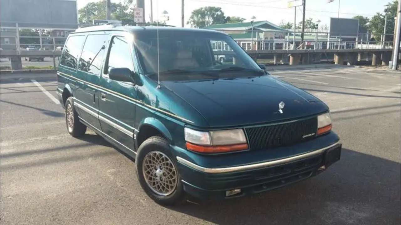Chrysler Town & Country Town & Country 3.8L STD 1