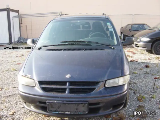 Chrysler Voyager Voyager 2.4 LE 1