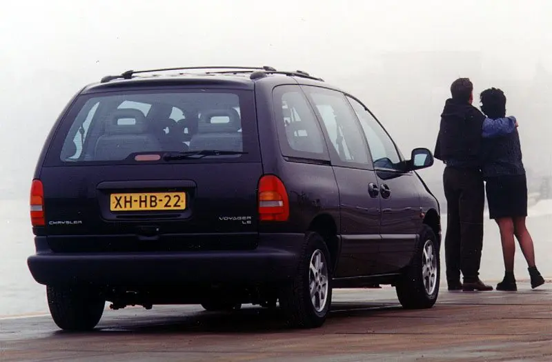 Chrysler Voyager Voyager 2.4 LE 5