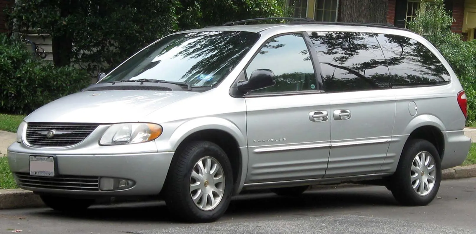 Chrysler Voyager Voyager 2.4 LS 6