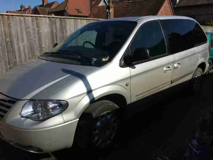 Chrysler Voyager Voyager 2.4 SE 3