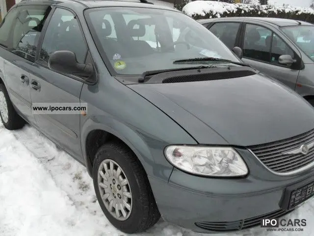 Chrysler Voyager Voyager 2.5 CRD LS 4