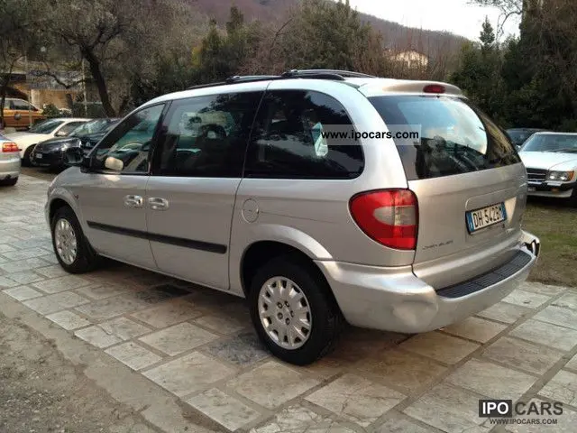 Chrysler Voyager Voyager 2.5 CRD SE 0