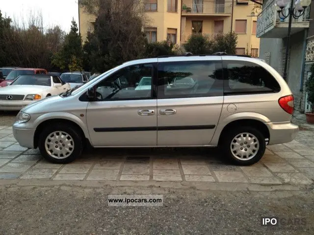 Chrysler Voyager Voyager 2.5 CRD SE 1