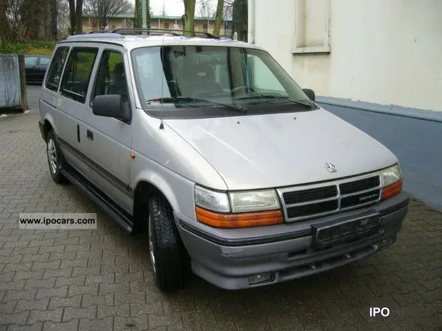 Chrysler Voyager Voyager 2.5 TD LE 1