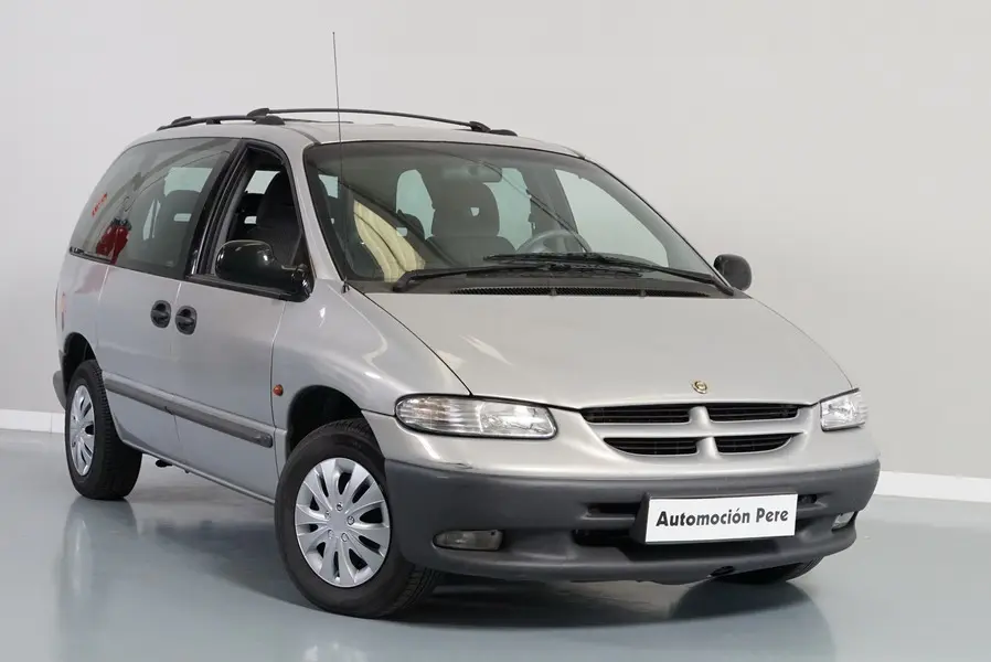 Chrysler Voyager Voyager 2.5 TD SE 4