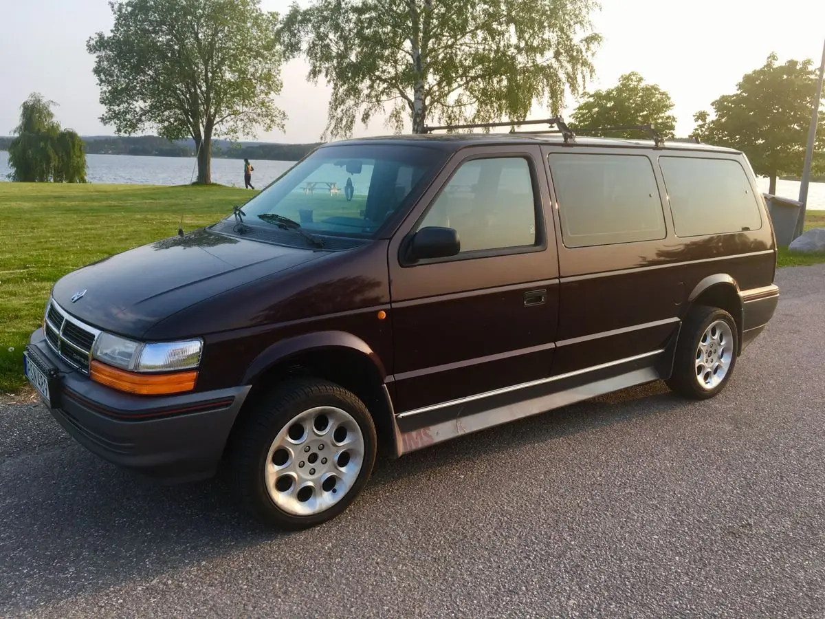 Chrysler Voyager Voyager 3.0 LE 1