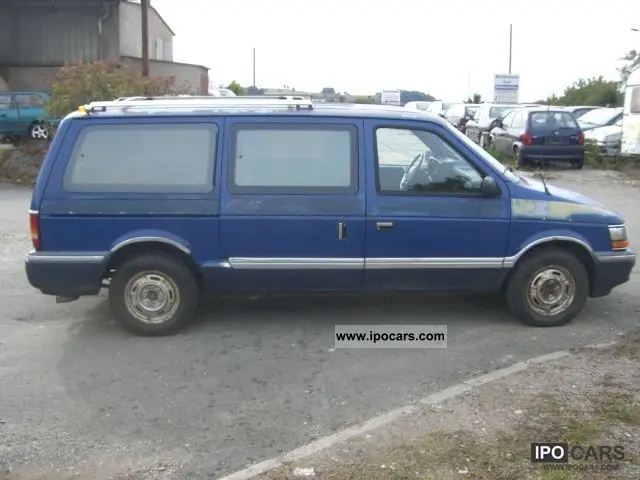 Chrysler Voyager Voyager 3.3 AWD LE 5