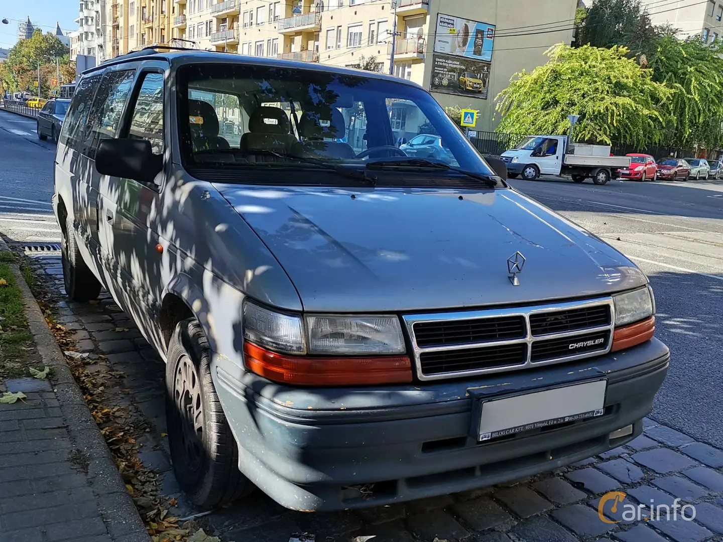 Chrysler Voyager Voyager 3.3 SE 1