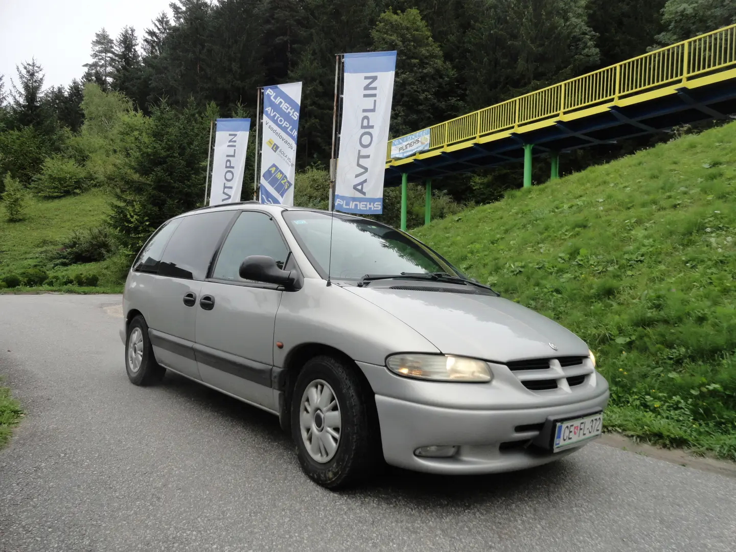 Chrysler Voyager Voyager 3.3 AWD SE 2