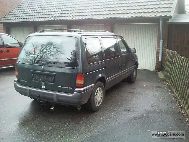 Chrysler Voyager Voyager 3.3 LE 3