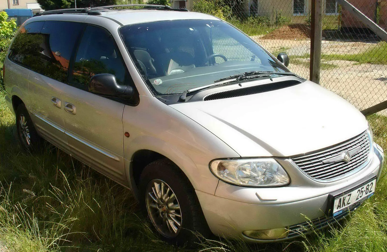 Chrysler Voyager Voyager 3.3 LX 5