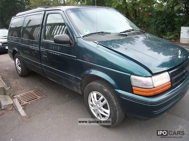 Chrysler Voyager Voyager 3.3 LE 4
