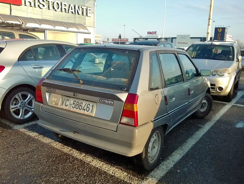 Citroen AX AX 11 First 6