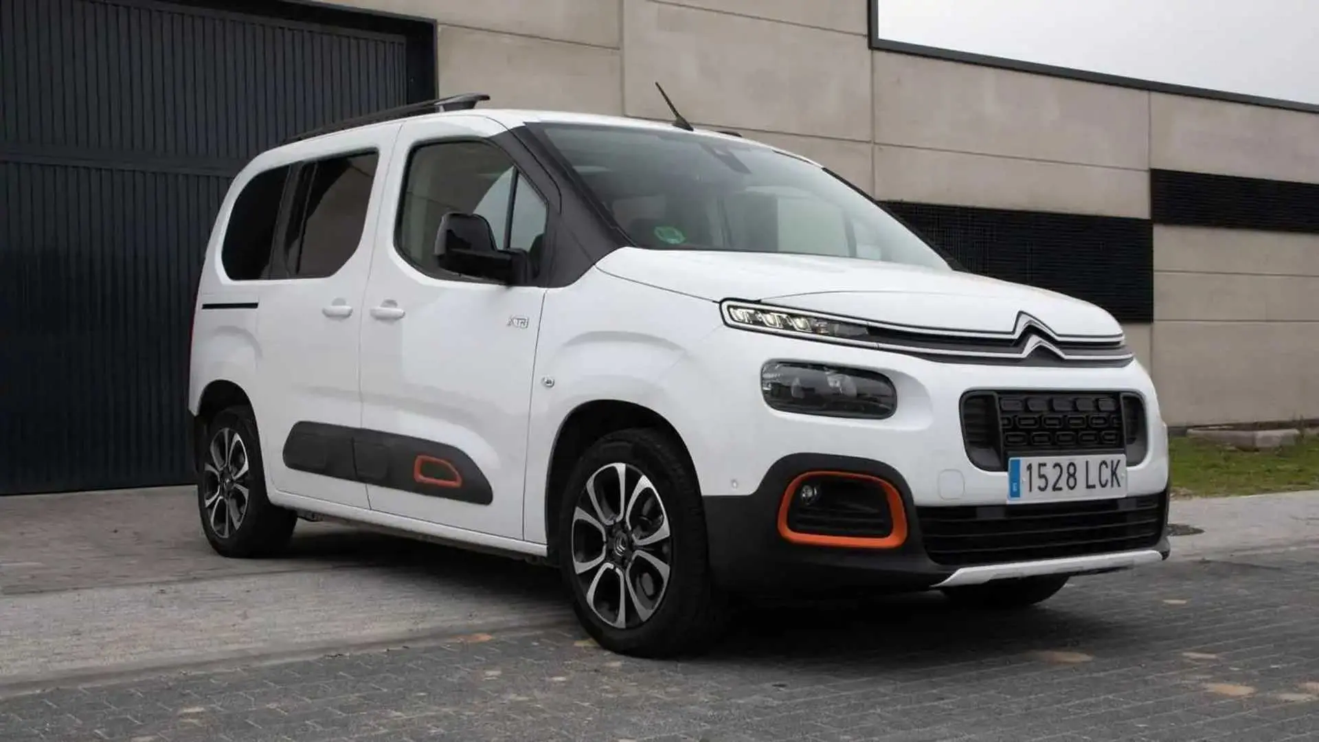 Citroen Berlingo Berlingo 1.5 BlueHDI Feel Stil EAT8 6