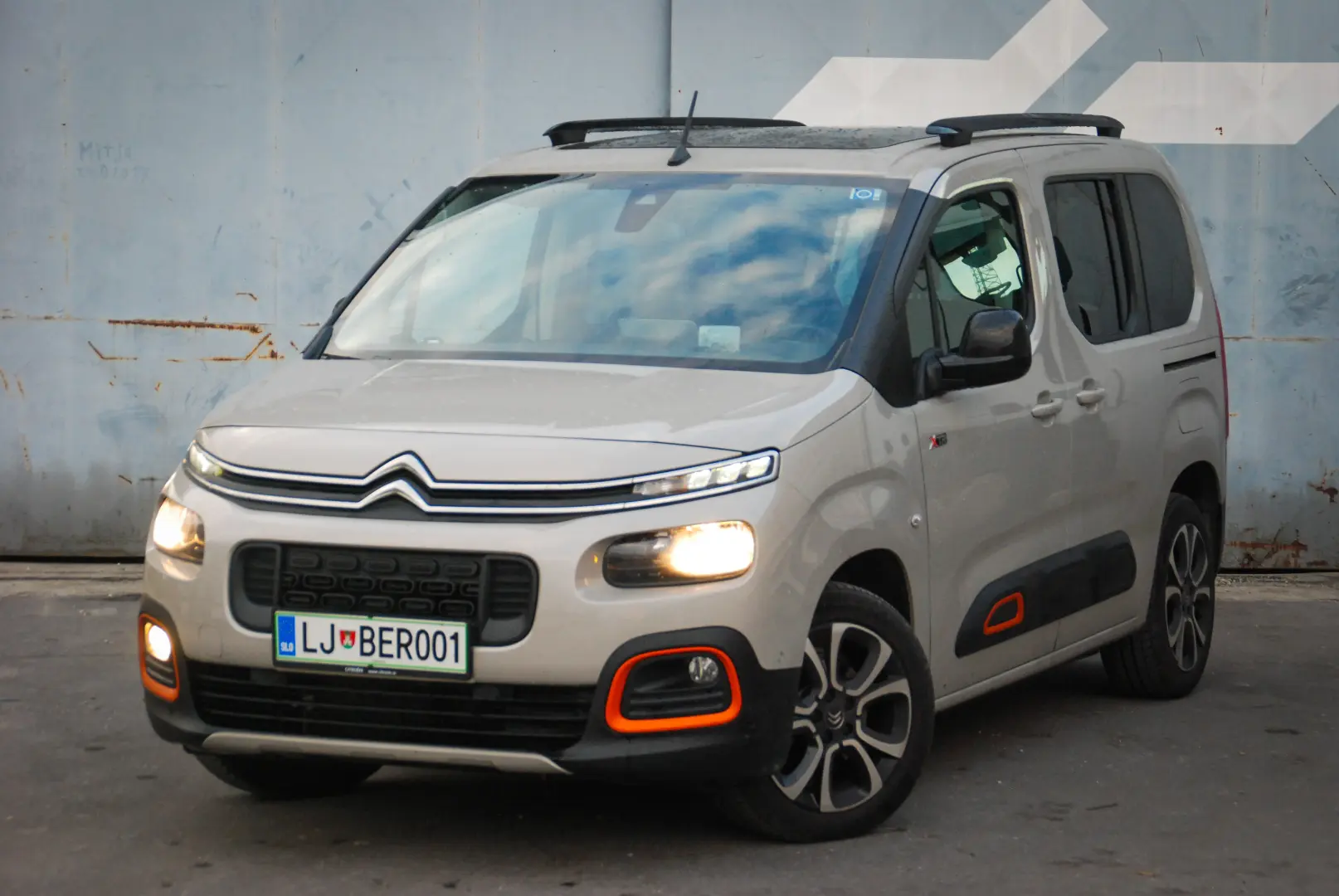 Citroen Berlingo Berlingo 1.5 BlueHDI Shine 1