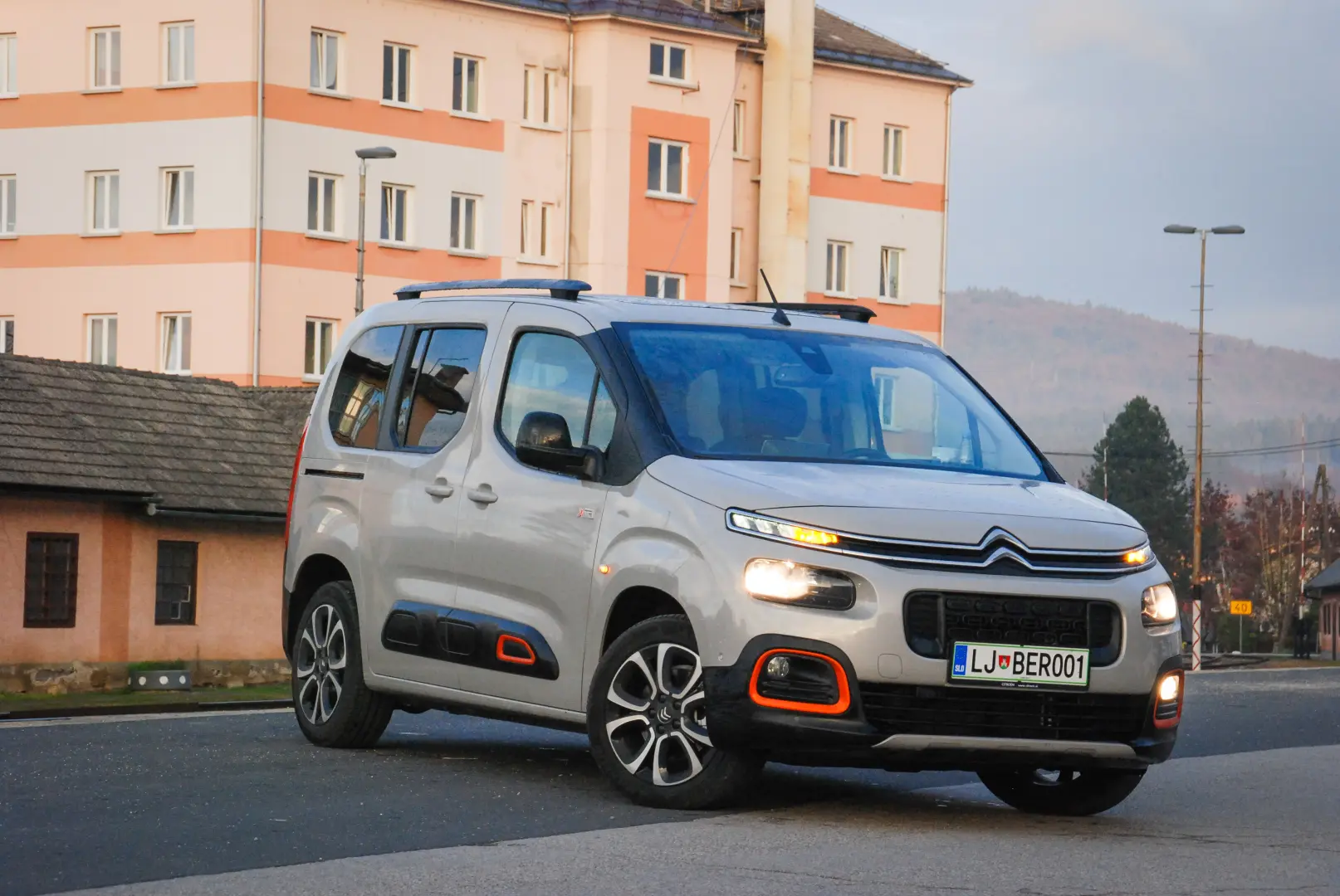 Citroen Berlingo Berlingo 1.5 BlueHDI Shine 4