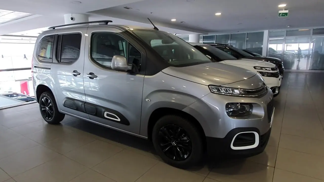 Citroen Berlingo Berlingo 1.5 BlueHDI Shine	EAT8 5