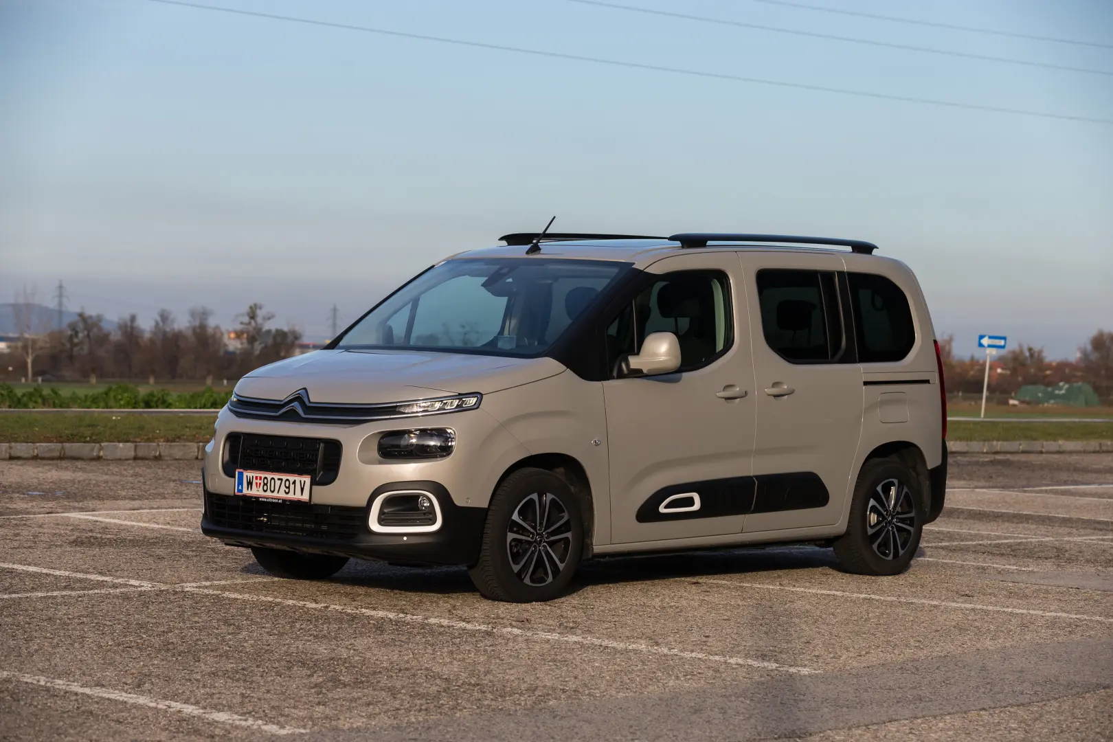 Citroen Berlingo Berlingo 1.6 BlueHDI Shine 6