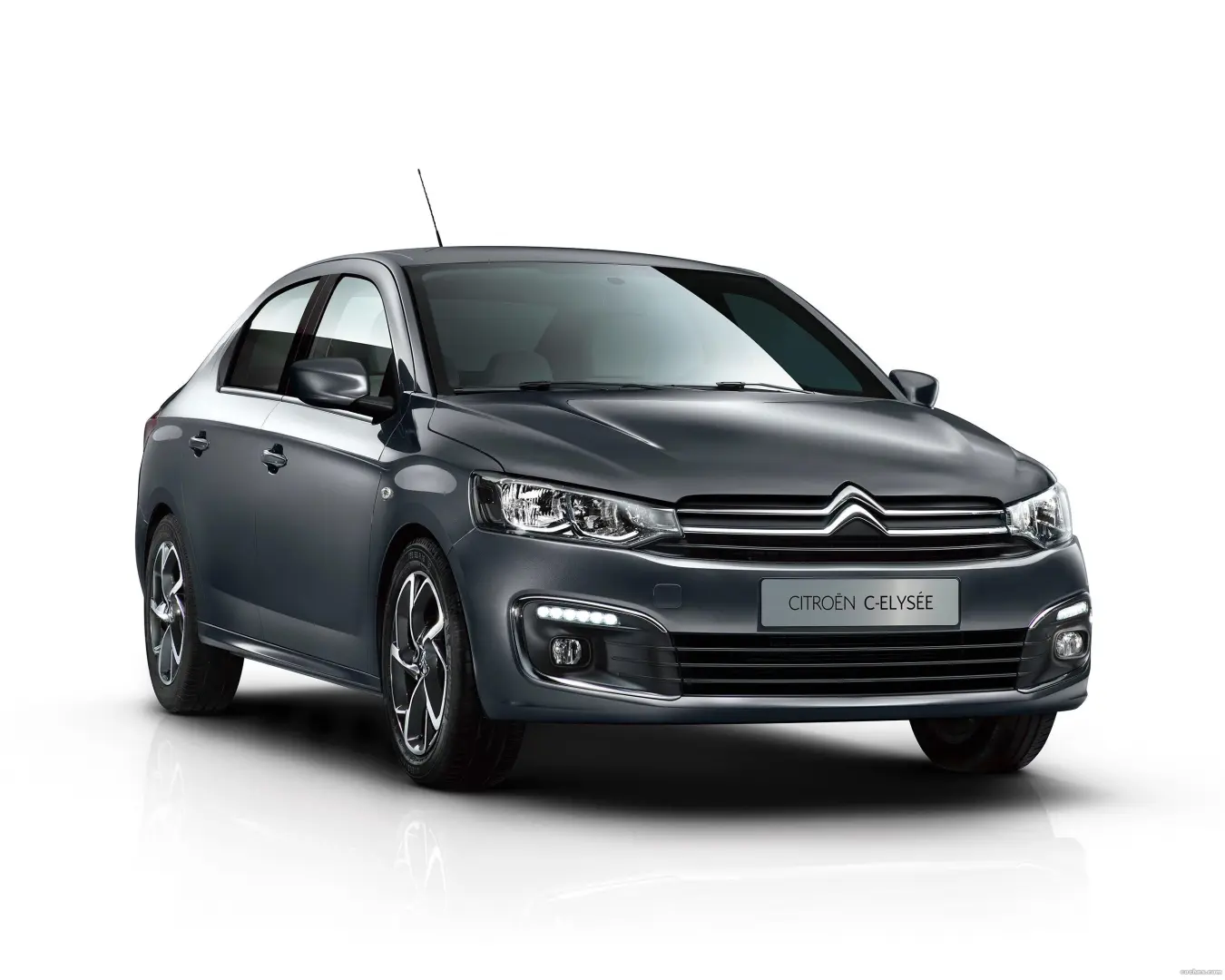 Citroen  C-Elysee 1.6 HDI Shine 3