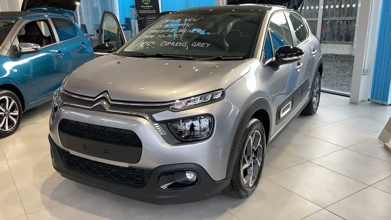 Citroen C3 C3 1.2 PureTech Shine EAT6 4