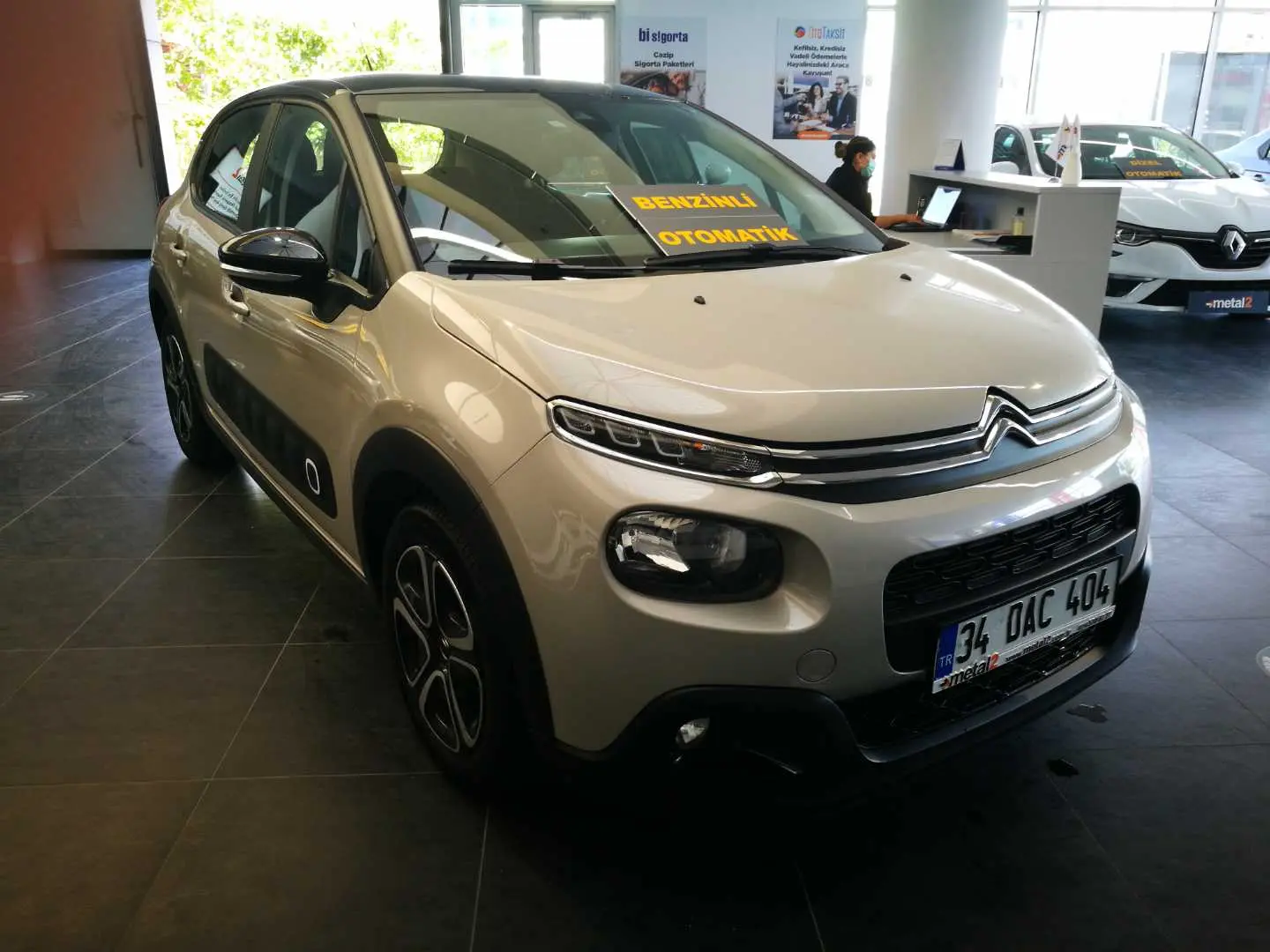 Citroen C3 C3 1.2 PureTech Shine SX Edition EAT6 1