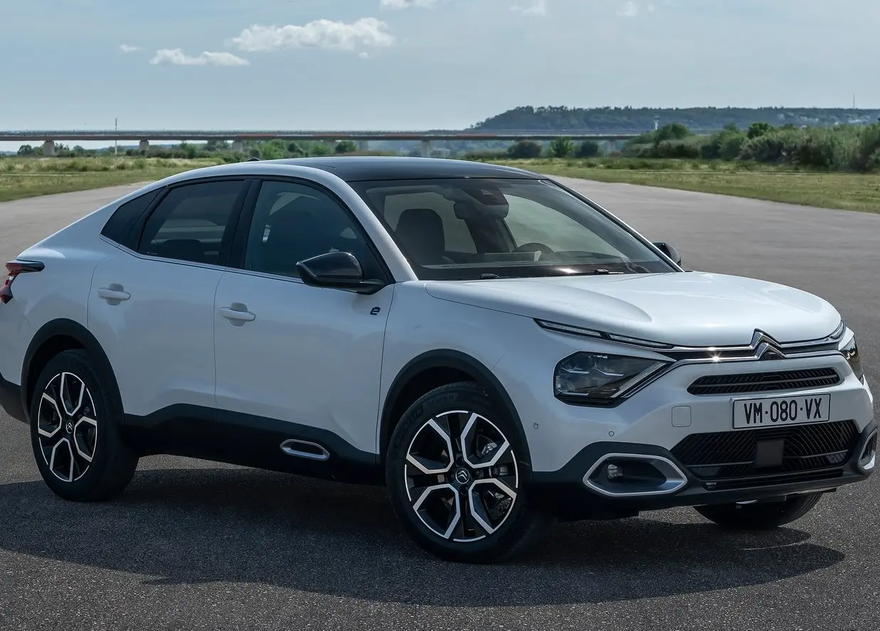 Citroen C4 X C4 X 1.2 PureTech Feel Bold EAT8 5