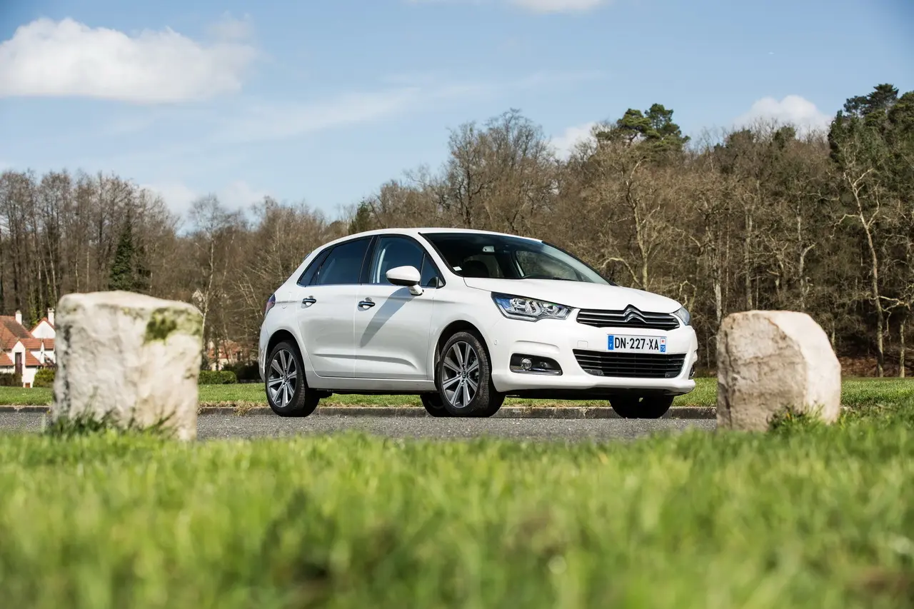 Citroen C4 C4 1.6 BlueHDI Start&Stop Confort EAT6 4