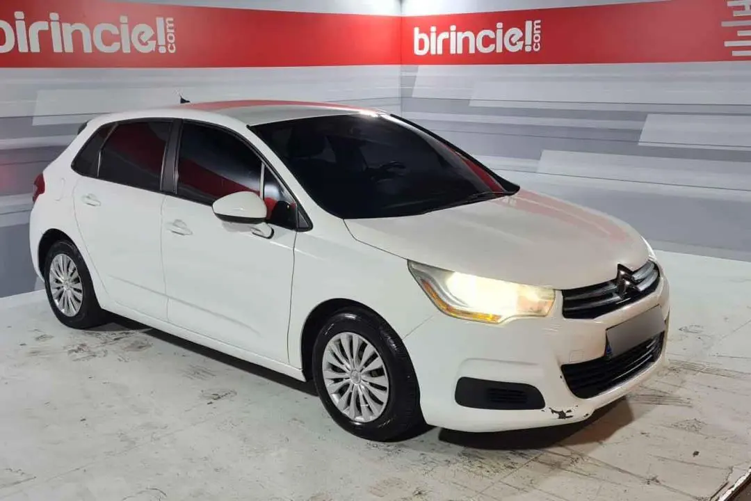 Citroen C4 C4 1.6 HDI Attraction 4