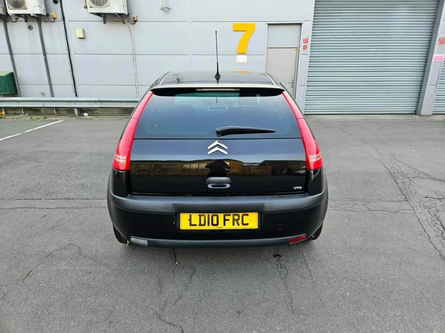Citroen C4 C4 1.6 HDI VTRPK 4