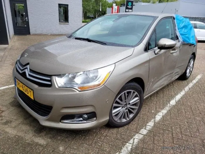 Citroen C4 C4 1.6 VTI Confort 4