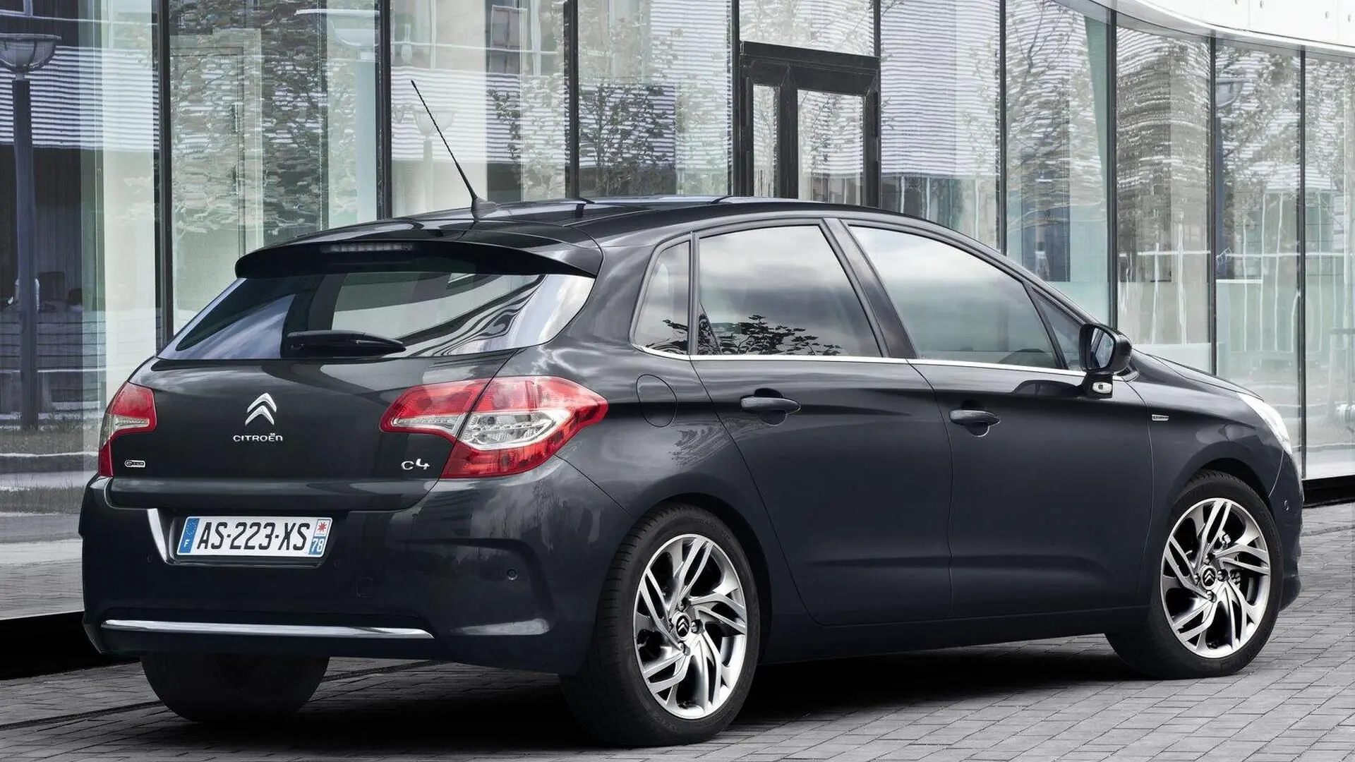 Citroen C4 C4 1.6 VTI Confort 6