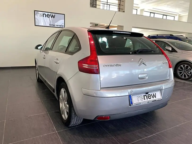 Citroen C4 C4 1.6i SXPK 4
