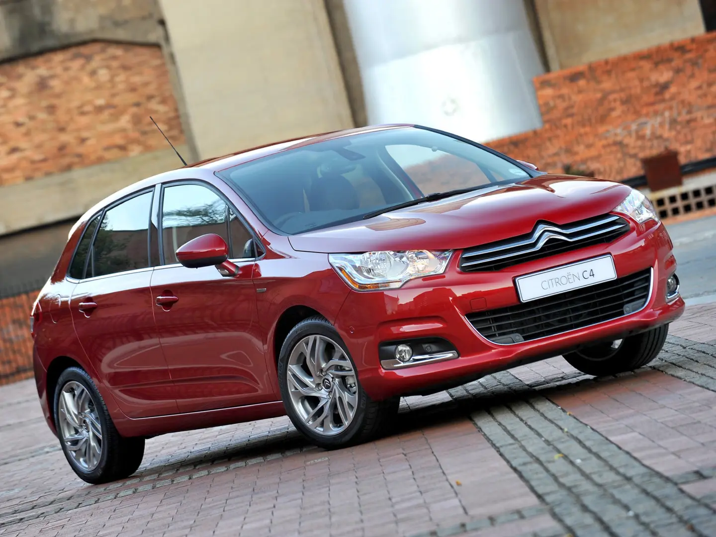 Citroen C4 C4 1.6i VTRPK 4