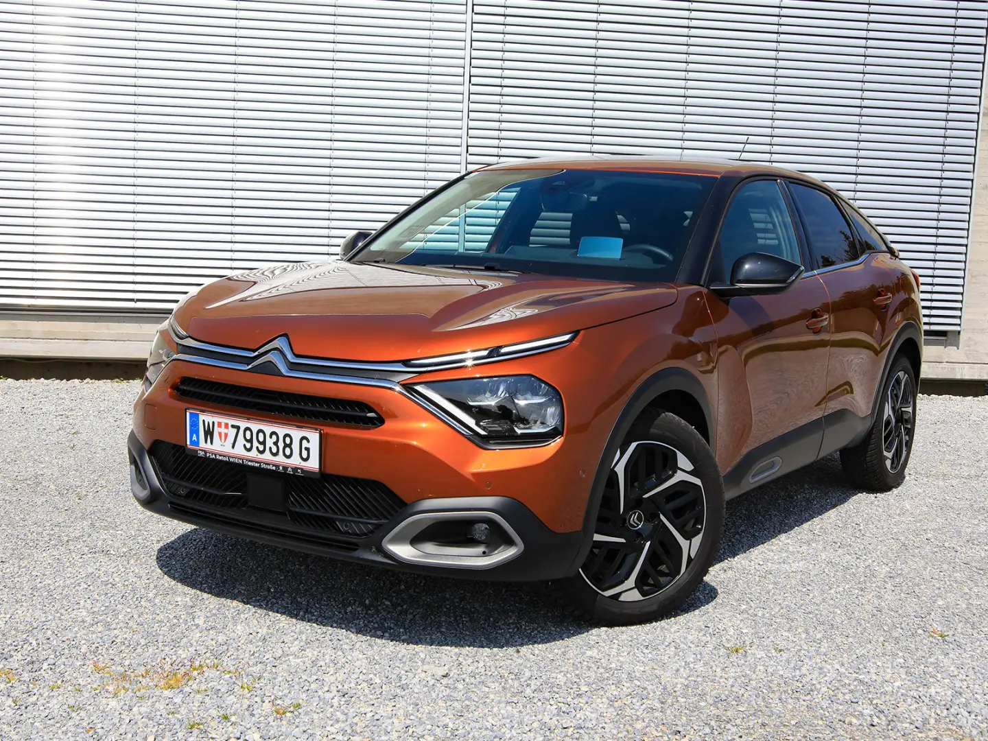 Citroen C4 X C4 X 1.2 Puretech Shine EAT8 4